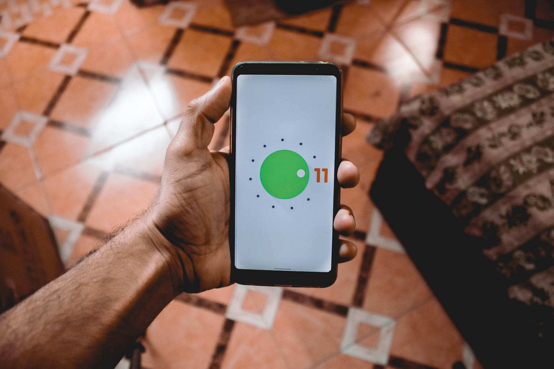 Androidスマートフォンの再起動手順